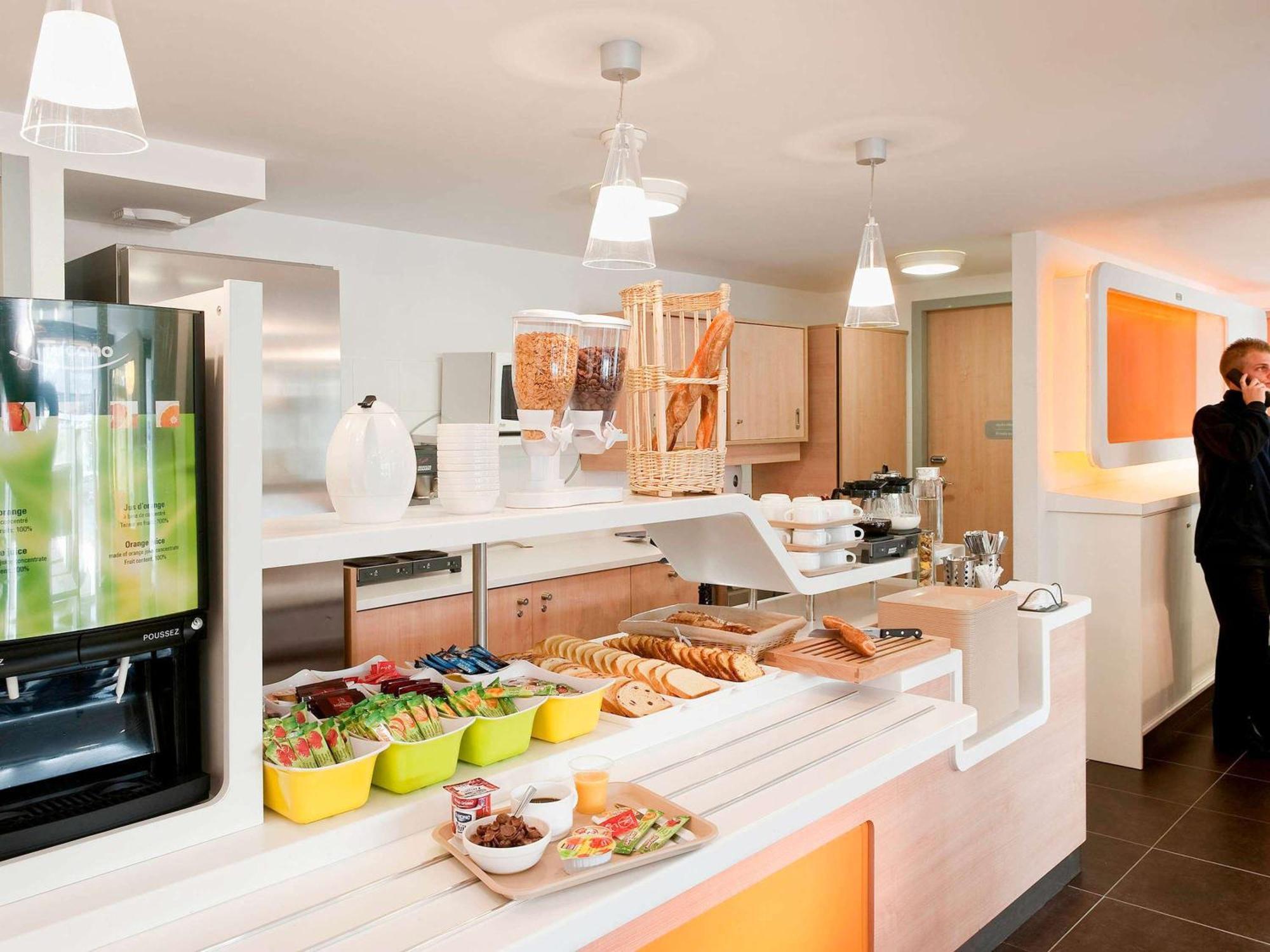 Ibis Budget Orly Rungis Exteriör bild
